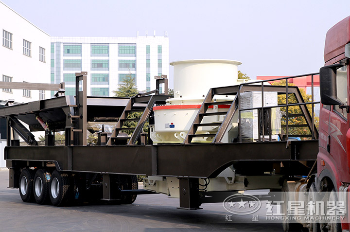 移動石粉制砂機發(fā)貨現(xiàn)場，到場即可作業(yè)